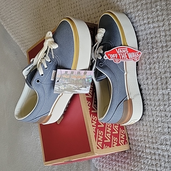 VANS Stacked Canvas Doheny - Picture 1 of 4
